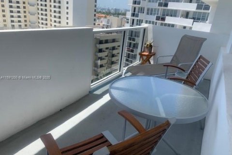 Copropriété à louer à Miami Beach, Floride: 1 chambre, 65.03 m2 № 1959159 - photo 8