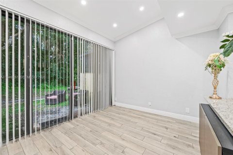 Townhouse in Coconut Creek, Florida 2 bedrooms, 122.72 sq.m. № 2006931 - photo 11