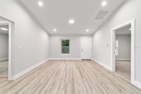 House in Ocala, Florida 3 bedrooms, 98.29 sq.m. № 2096711 - photo 11