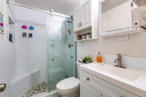 Condominio en venta en West Palm Beach, Florida, 2 dormitorios, 72 m2 № 2084482 - foto 16