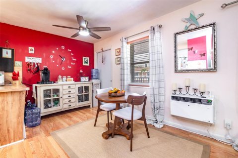 Condominio en venta en West Palm Beach, Florida, 2 dormitorios, 72 m2 № 2084482 - foto 4