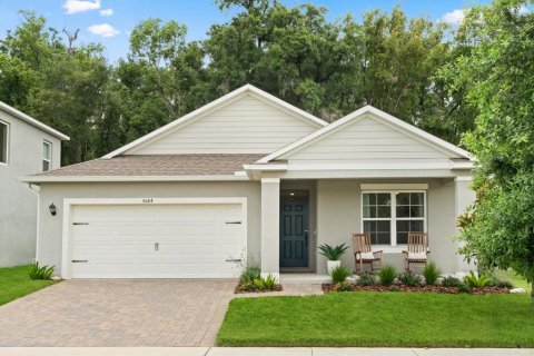 House in Apopka, Florida 4 bedrooms, 171.5 sq.m. № 1819028 - photo 1