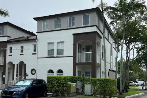 Condo à Miramar, Floride, 3 chambres  № 2067948