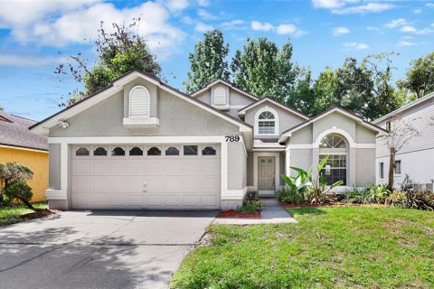 House in Lake Mary, Florida 3 bedrooms, 150.13 sq.m. № 2315171