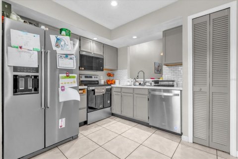 Townhouse in Orlando, Florida 3 bedrooms, 134.34 sq.m. № 1613747 - photo 5