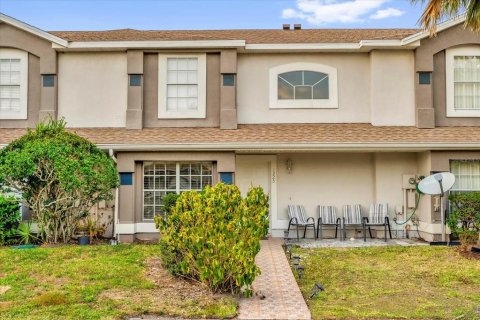 Townhouse in Orlando, Florida 3 bedrooms, 134.34 sq.m. № 1613747 - photo 2