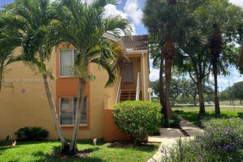 Condo in Coral Springs, Florida, 2 bedrooms  № 2260844