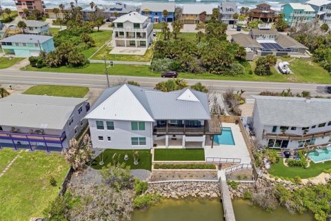 House in New Smyrna Beach, Florida 3 bedrooms, 259.38 sq.m. № 2104657 - photo 5