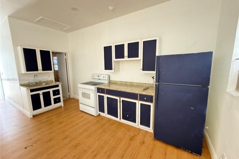 Снять в аренду квартиру в Холливуд, Флорида 2 спальни, 69.68м2, № 1955131 - фото 2