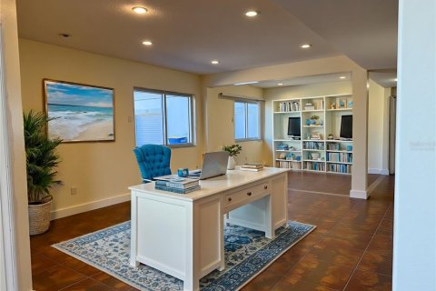 Propiedad comercial en alquiler en Clearwater, Florida, 108.42 m2 № 1561688 - foto 5