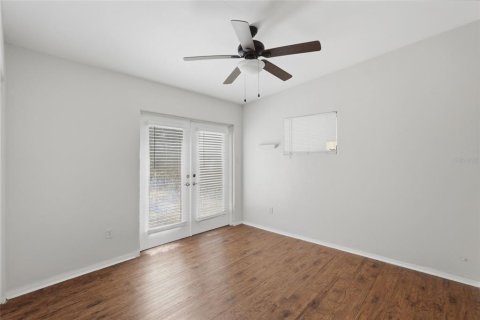 Villa ou maison à louer à Clearwater, Floride: 3 chambres, 110.37 m2 № 2427464 - photo 19