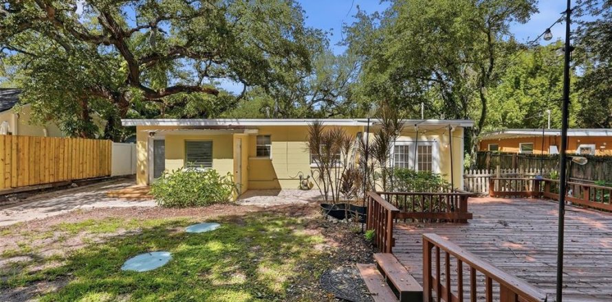 Villa ou maison à Clearwater, Floride 3 chambres, 110.37 m2 № 2427464