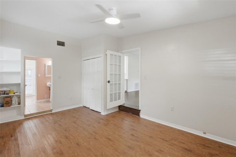 Villa ou maison à louer à Clearwater, Floride: 3 chambres, 110.37 m2 № 2427464 - photo 13