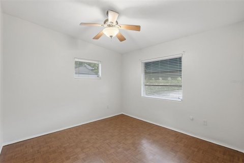 Villa ou maison à louer à Clearwater, Floride: 3 chambres, 110.37 m2 № 2427464 - photo 17