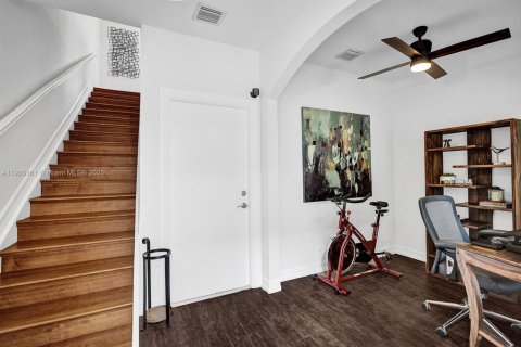 Adosado en alquiler en Fort Lauderdale, Florida, 2 dormitorios, 157.19 m2 № 1954361 - foto 18