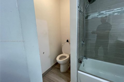 Снять в аренду кондоминиум в Хомстед, Флорида 2 спальни, 90.12м2, № 1943999 - фото 12