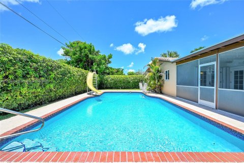 Casa en venta en Coral Springs, Florida, 4 dormitorios, 181.53 m2 № 1794692 - foto 29