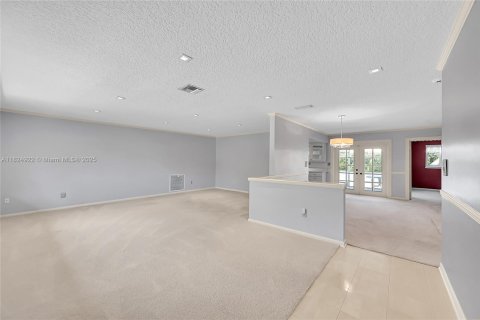 Casa en venta en Coral Springs, Florida, 4 dormitorios, 181.53 m2 № 1794692 - foto 4
