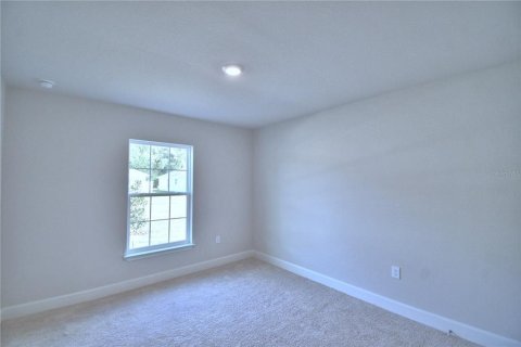 House in Auburndale, Florida 4 bedrooms, 201.51 sq.m. № 2215229 - photo 27
