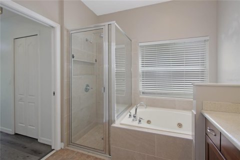 Casa en venta en Apopka, Florida, 4 dormitorios, 217.48 m2 № 1900137 - foto 16
