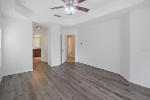 Casa en venta en Apopka, Florida, 4 dormitorios, 217.48 m2 № 1900137 - foto 13