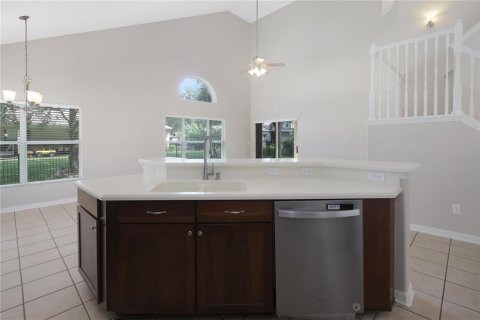 Casa en venta en Apopka, Florida, 4 dormitorios, 217.48 m2 № 1900137 - foto 12