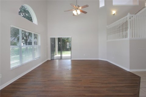 Casa en venta en Apopka, Florida, 4 dormitorios, 217.48 m2 № 1900137 - foto 7