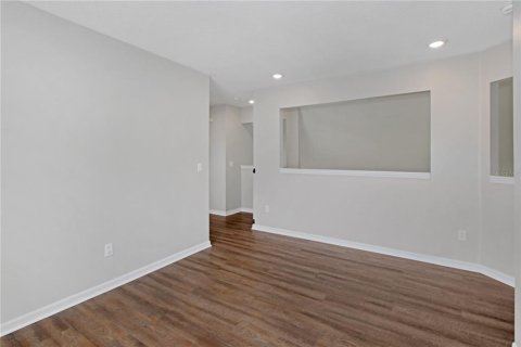Casa en venta en Apopka, Florida, 4 dormitorios, 217.48 m2 № 1900137 - foto 19