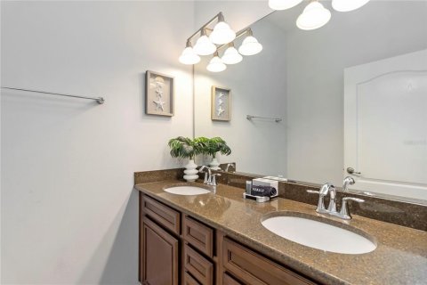 Townhouse in Kissimmee, Florida 5 bedrooms, 188.03 sq.m. № 1835154 - photo 15