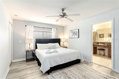 Townhouse in Kissimmee, Florida 5 bedrooms, 188.03 sq.m. № 1835154 - photo 27