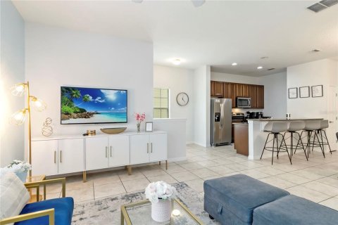 Townhouse in Kissimmee, Florida 5 bedrooms, 188.03 sq.m. № 1835154 - photo 6