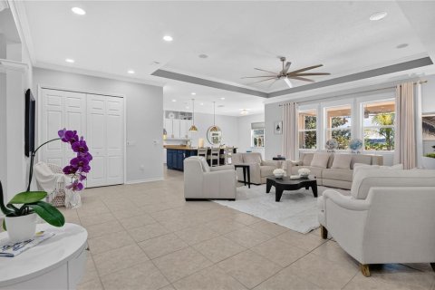 Villa ou maison à vendre à Clermont, Floride: 4 chambres, 296.36 m2 № 2204017 - photo 10