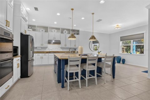 Villa ou maison à vendre à Clermont, Floride: 4 chambres, 296.36 m2 № 2204017 - photo 13
