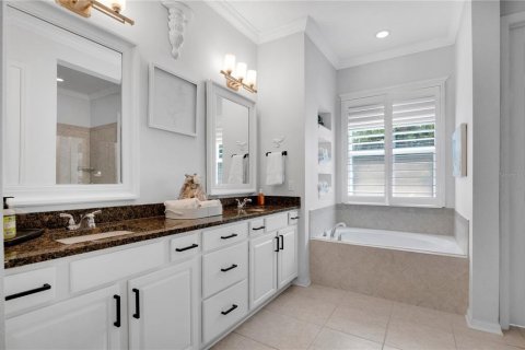 Villa ou maison à vendre à Clermont, Floride: 4 chambres, 296.36 m2 № 2204017 - photo 23