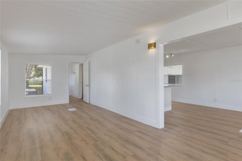 Apartment in Lady Lake, Florida 2 bedrooms, 89.84 sq.m. № 1822848 - photo 11
