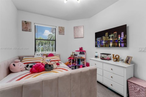 House in Homestead, Florida 3 bedrooms, 164.62 sq.m. № 2041297 - photo 22