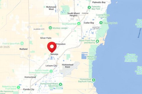 Commercial property in Homestead, Florida № 1979778 - photo 2