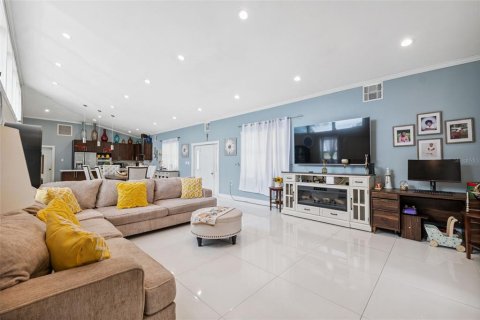 House in Wesley Chapel, Florida 4 bedrooms, 196.12 sq.m. № 1824701 - photo 10