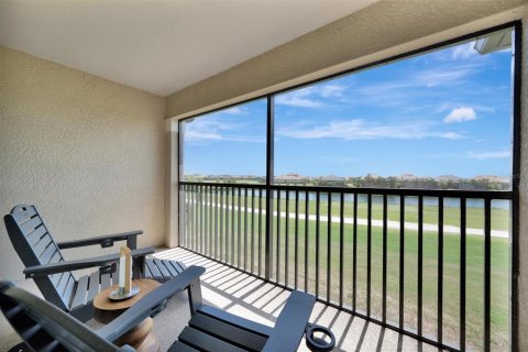 Condo in Bradenton, Florida, 2 bedrooms in LAKEWOOD NATIONAL  № 1792302 - photo 29