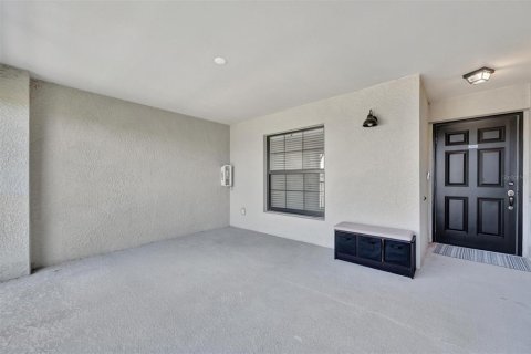 Condo in Bradenton, Florida, 2 bedrooms in LAKEWOOD NATIONAL  № 1792302 - photo 5