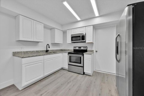 Casa en venta en Haines City, Florida, 2 dormitorios, 114.27 m2 № 1514009 - foto 9