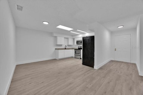 Casa en venta en Haines City, Florida, 2 dormitorios, 114.27 m2 № 1514009 - foto 3
