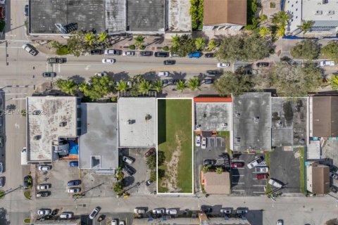 Commercial property in Homestead, Florida № 1997526 - photo 4