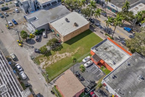Commercial property in Homestead, Florida № 1997526 - photo 13
