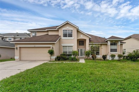 House in Oviedo, Florida 4 bedrooms, 299.33 sq.m. № 1907471 - photo 1