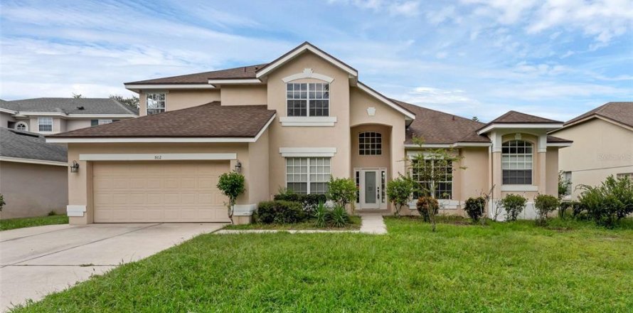 House in Oviedo, Florida 4 bedrooms, 299.33 sq.m. № 1907471