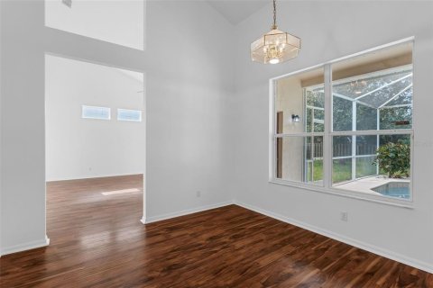 House in Oviedo, Florida 4 bedrooms, 299.33 sq.m. № 1907471 - photo 6
