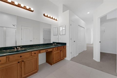 House in Oviedo, Florida 4 bedrooms, 299.33 sq.m. № 1907471 - photo 22