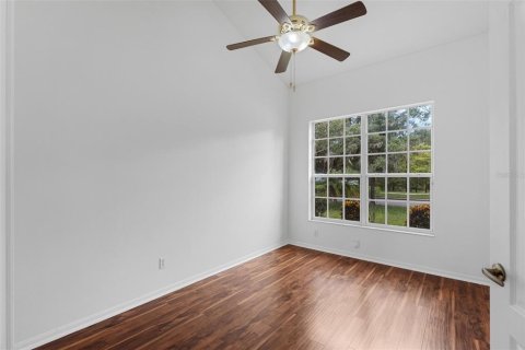 House in Oviedo, Florida 4 bedrooms, 299.33 sq.m. № 1907471 - photo 15