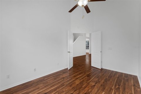 House in Oviedo, Florida 4 bedrooms, 299.33 sq.m. № 1907471 - photo 16